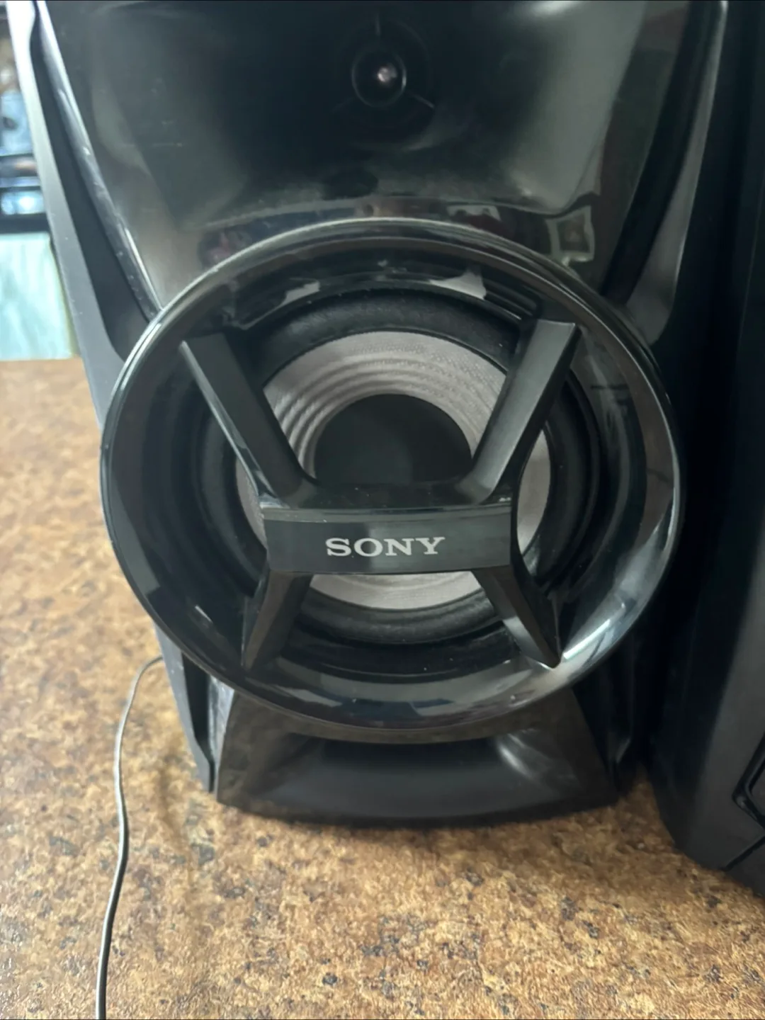 Sony Stereo System - CD, iPod/iPhone Dock image indicator(4)