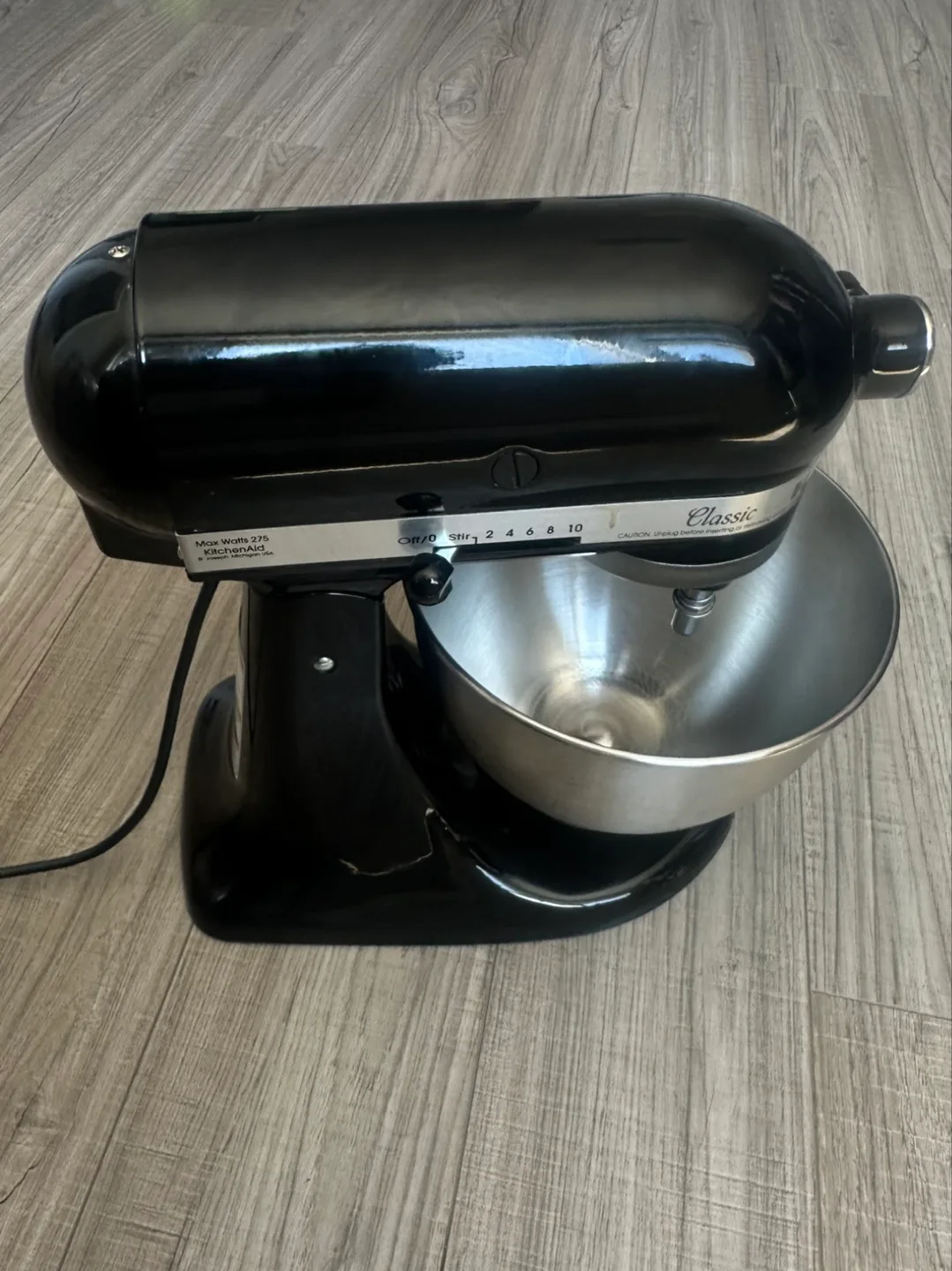 Kitchenaid Stand Mixer - works perfectly! thumbnail