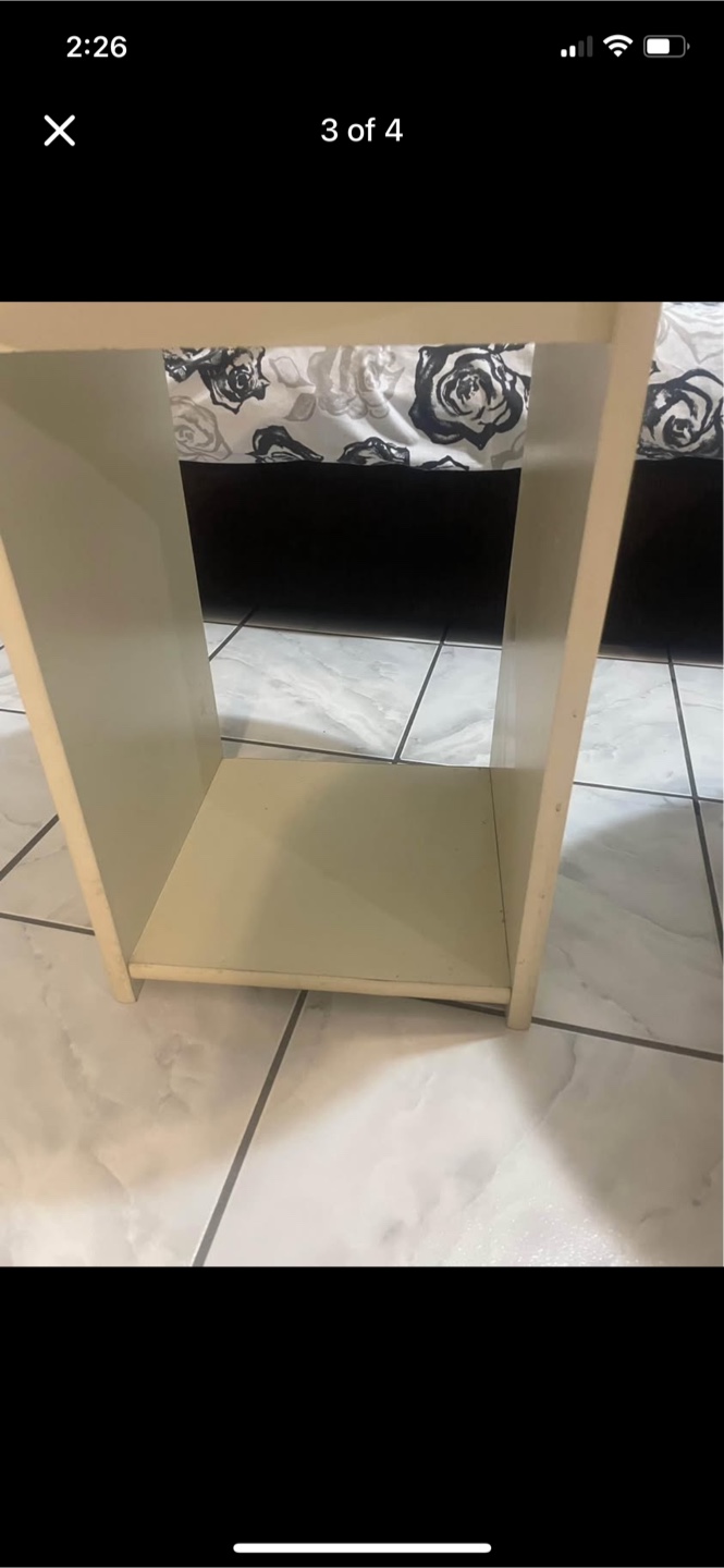 Side Tables - Set of 2 - photo 3