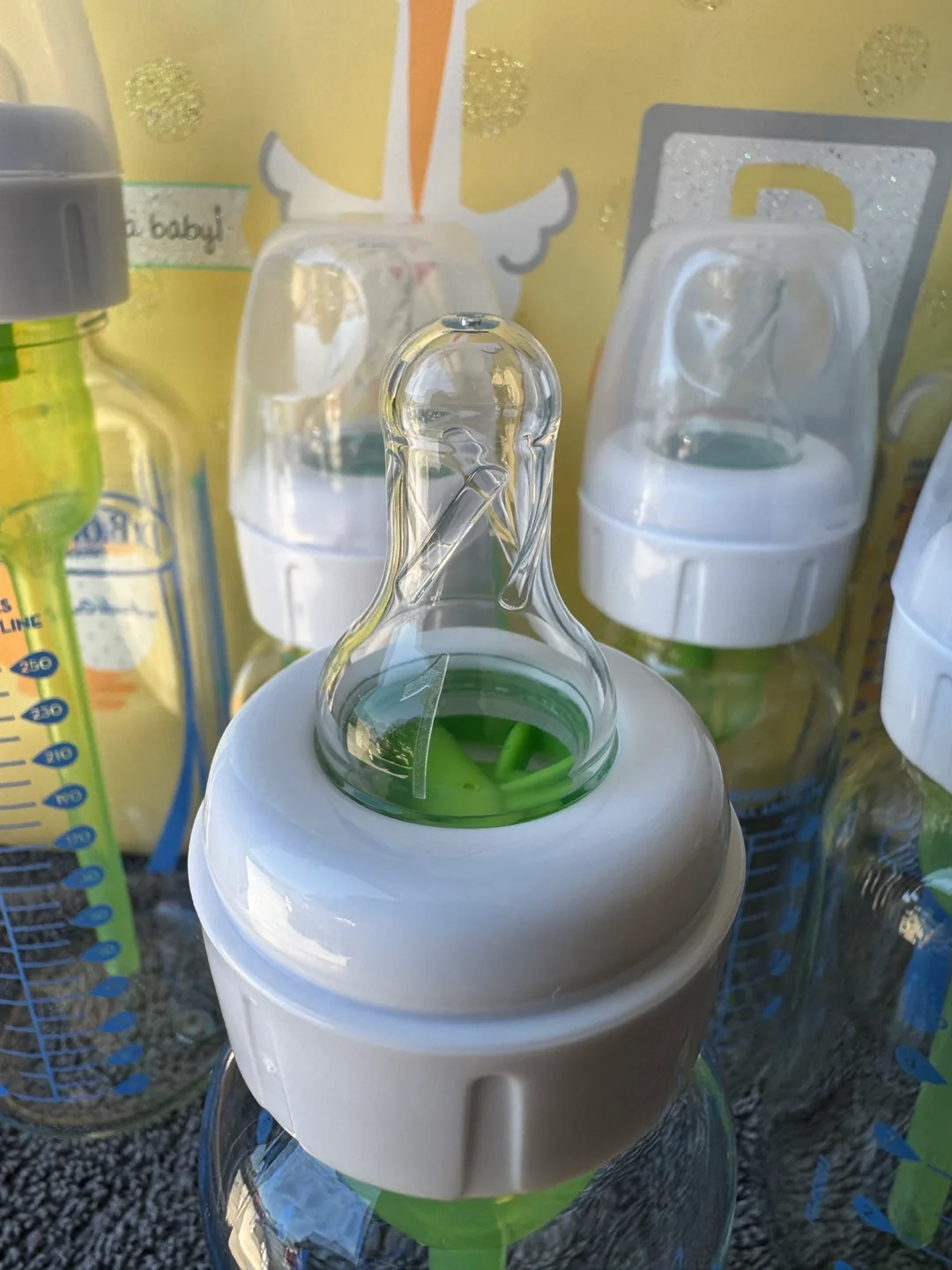 Dr. Brown's Natural Flow Anti-Colic baby milk bottle glass image indicator(4)