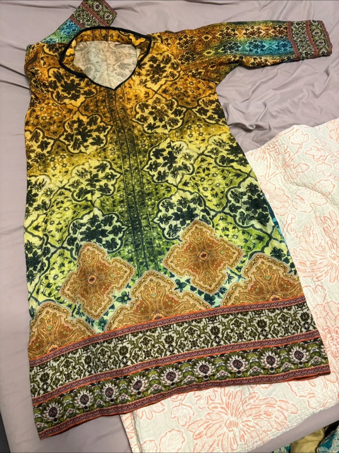 Ladies' Kurti Tops - Size XL & 34 image indicator(5)