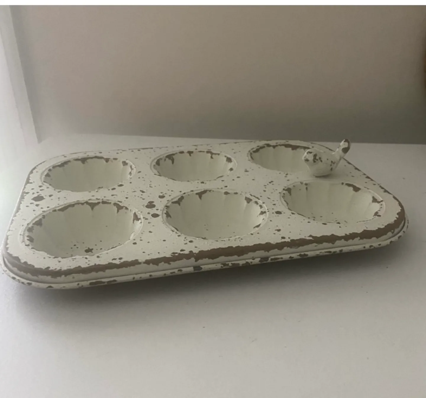 Rustic Metal Muffin Pan with Bird Detail image indicator(3)
