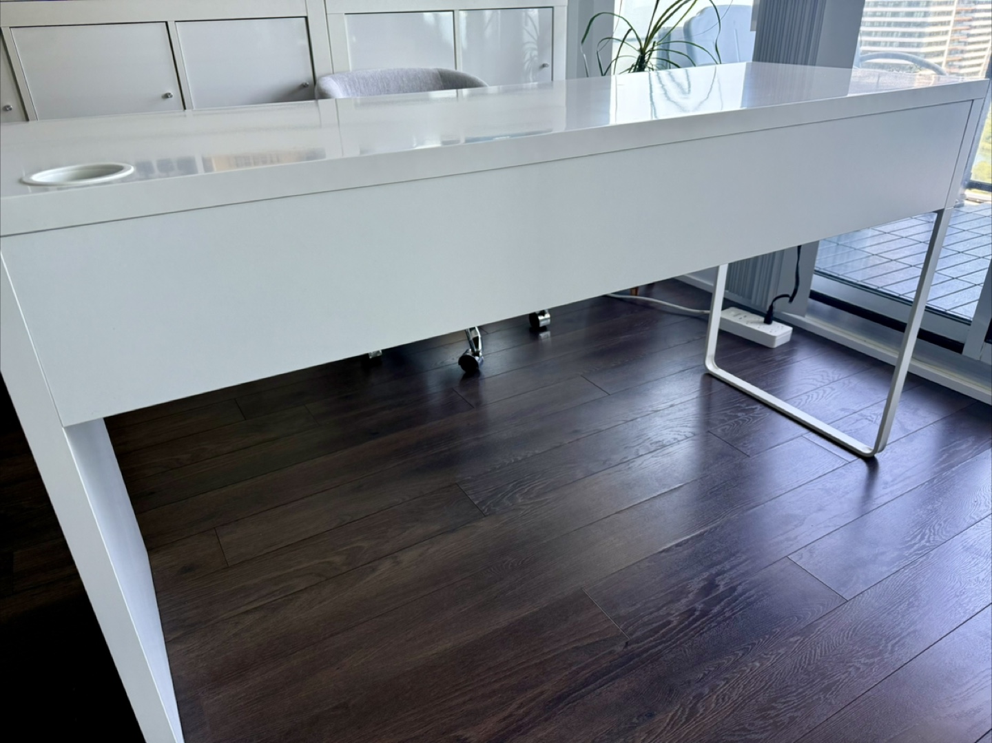 White IKEA Micke Desk - photo 2