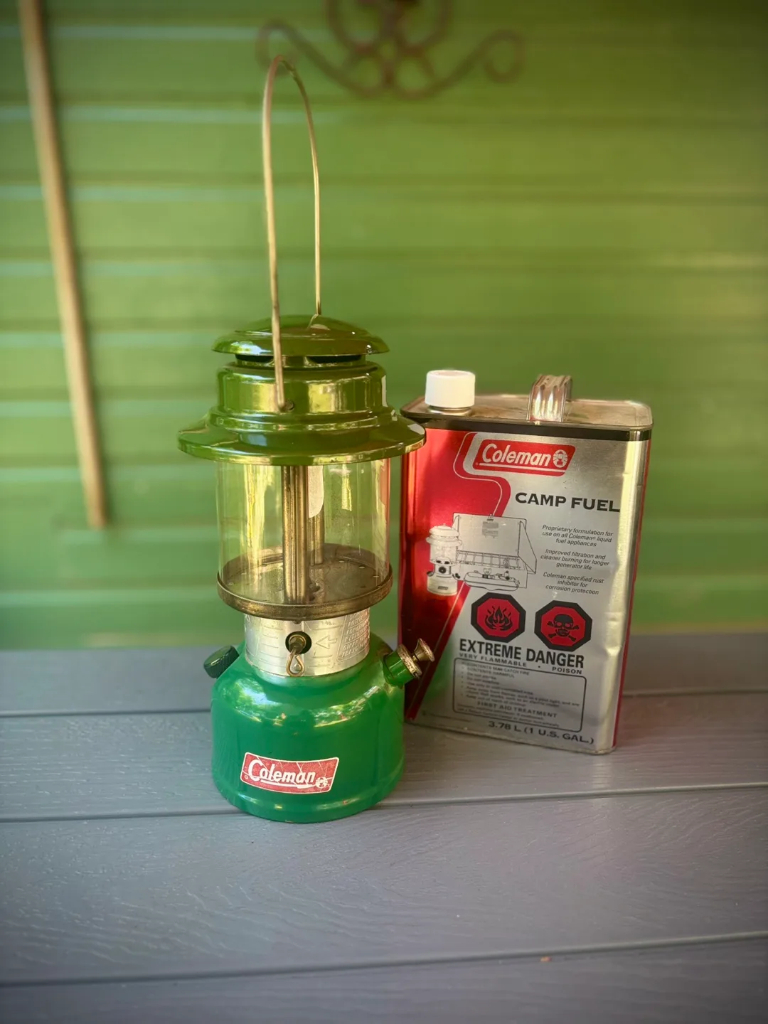 Coleman Mantle Classic Naphtha Lantern with Camp Fuel (naphtha) thumbnail