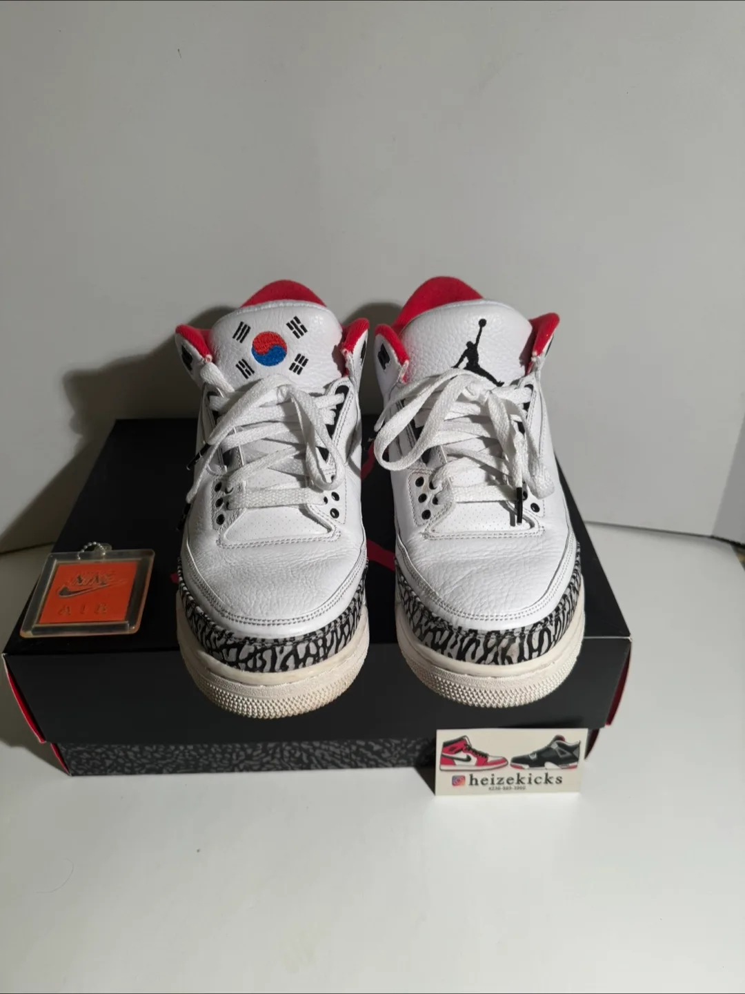 Jordan 3 Seoul size 8.5 image indicator(3)