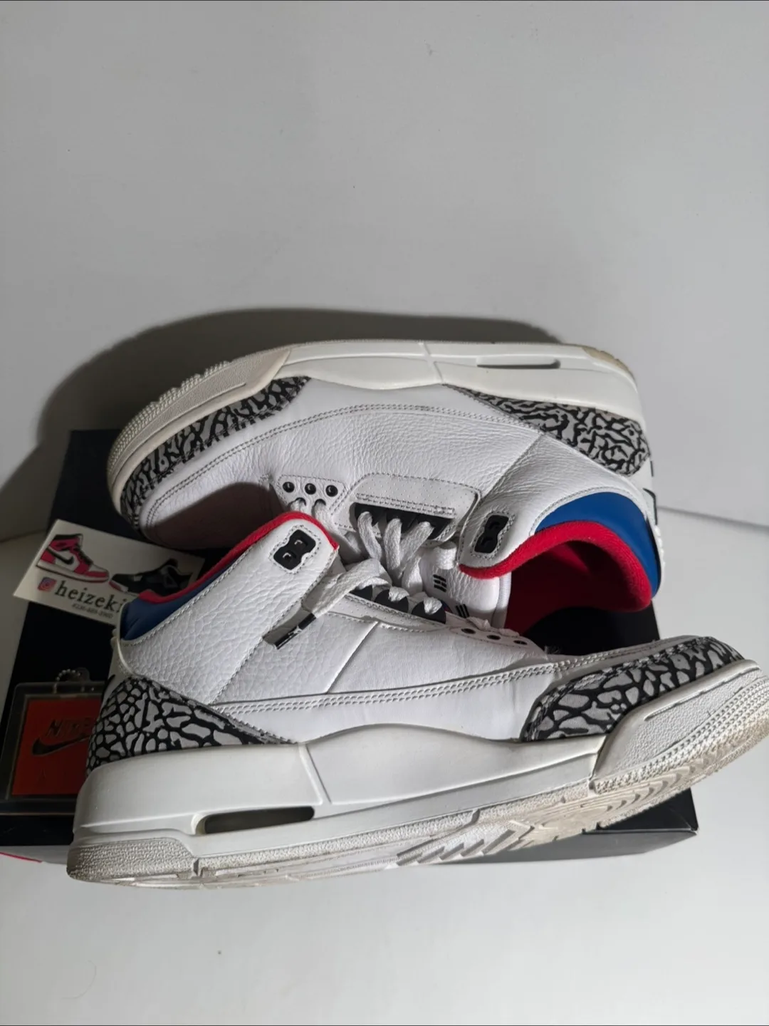 Jordan 3 Seoul size 8.5 image indicator(6)