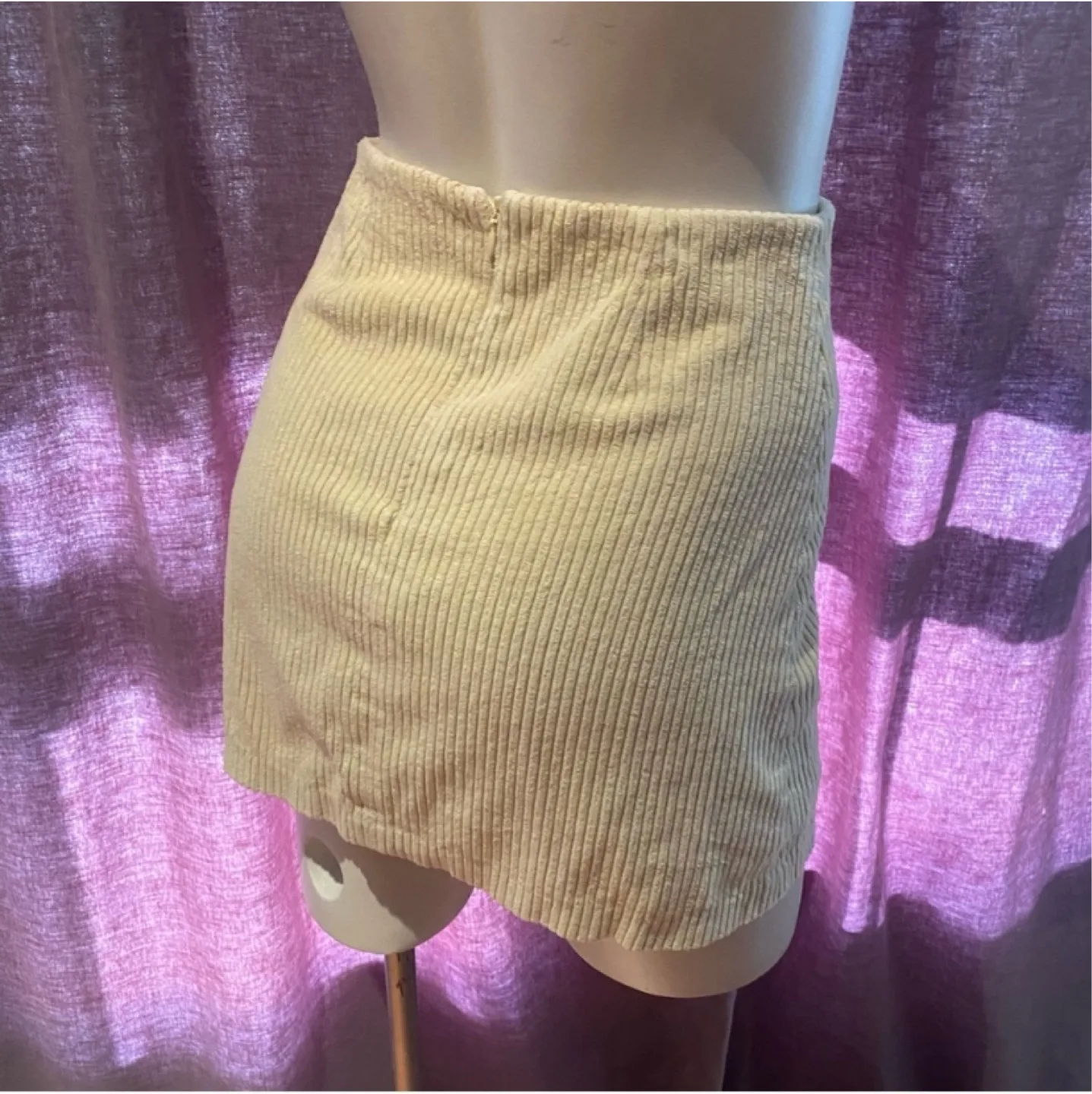 Wilfred Aritzia Renee A-Line yellow corduroy mini skirt size 2 thumbnail