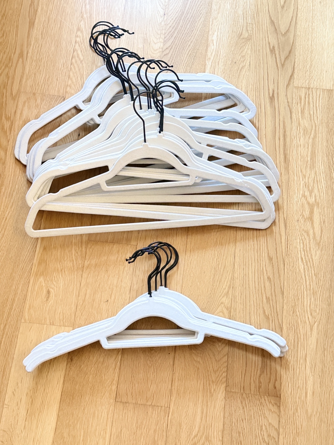 Set of White Velvet Clothes Hangers (23+7)