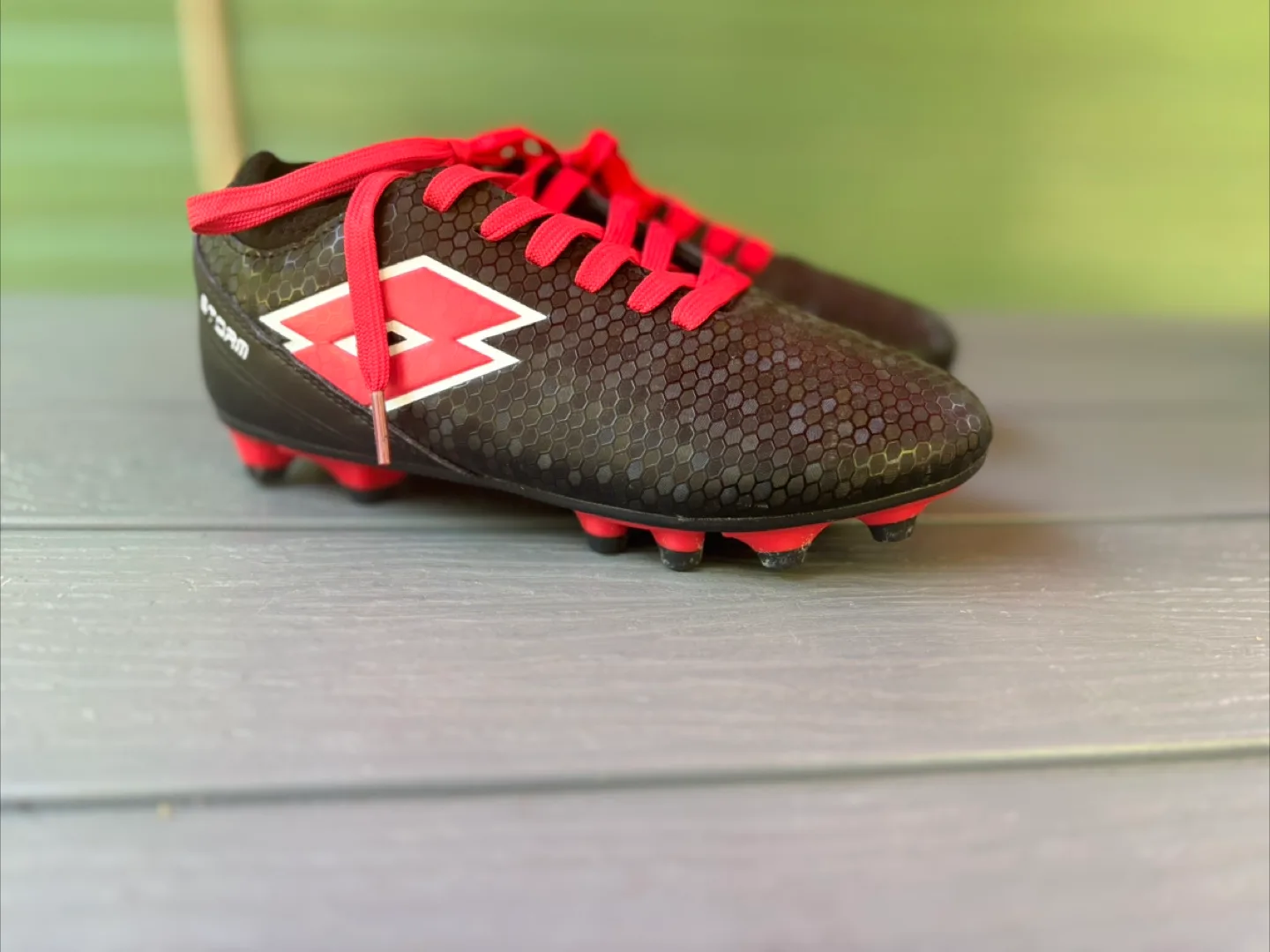 Lotto Storm Youth Cleats - Size 1  - soccer shoes image indicator(2)