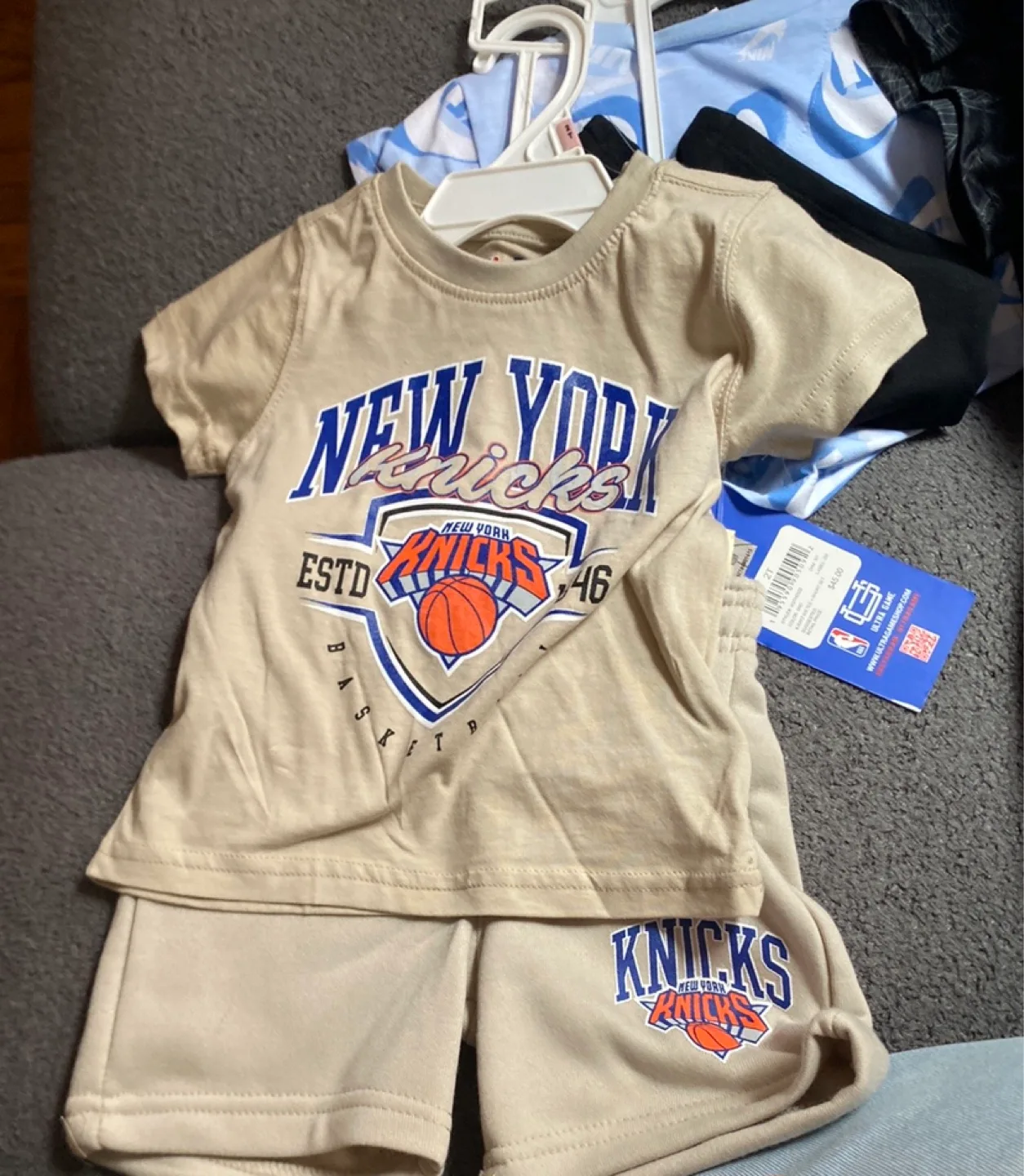 New York Knicks Baby Set thumbnail