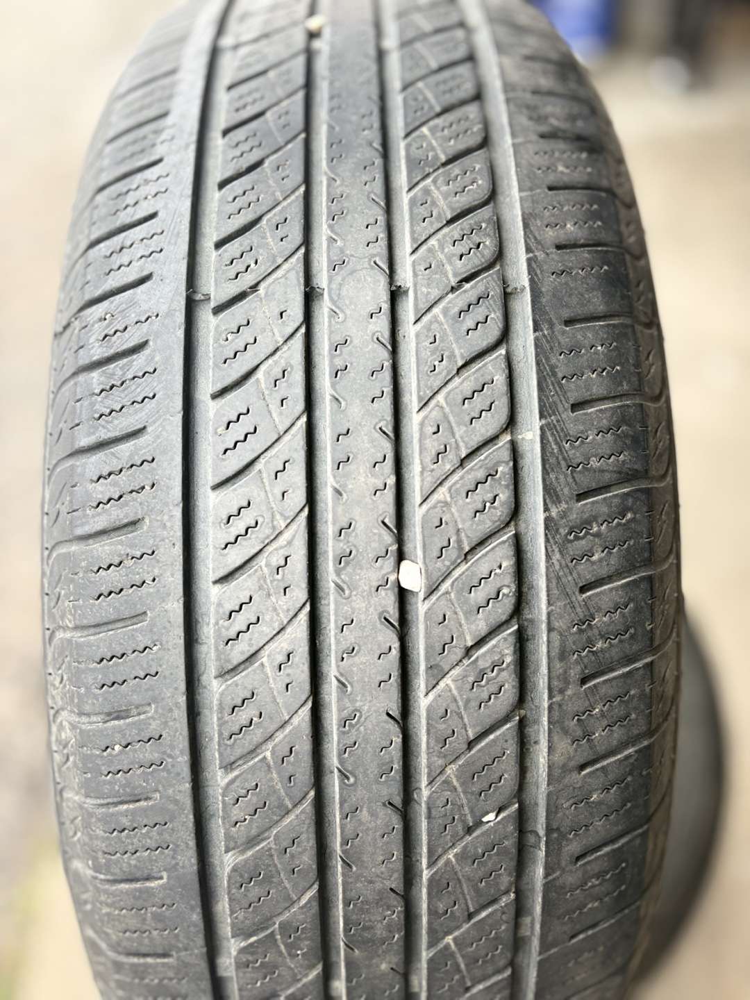 Westlake SU318 All Season Tires - 235/60R18 - photo 3