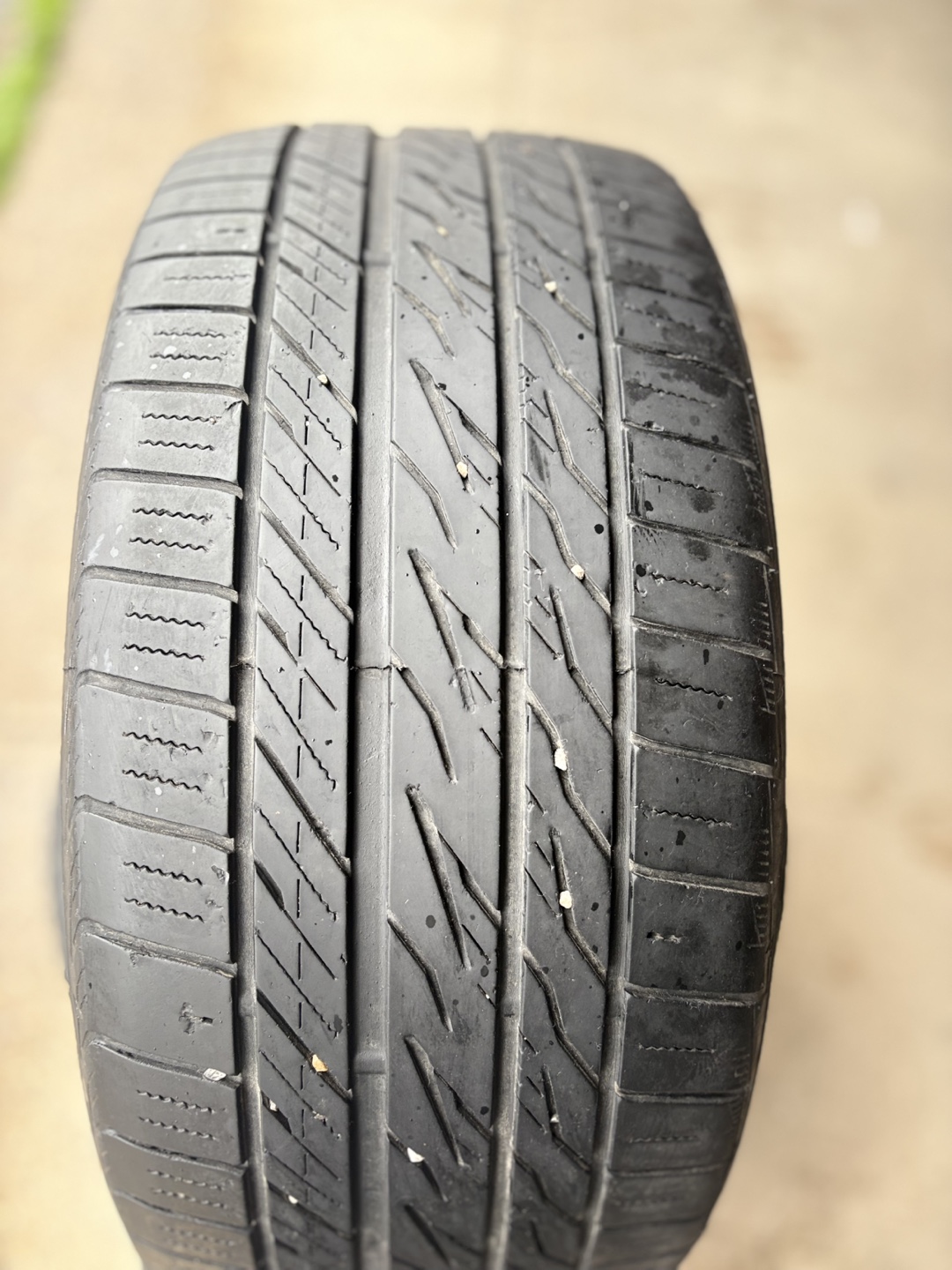 MOTIVO  A/S 235/40ZR18 - photo 3