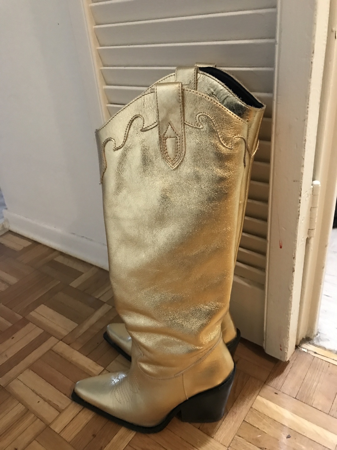 L’ Intervalle Gold Cowboy Boots