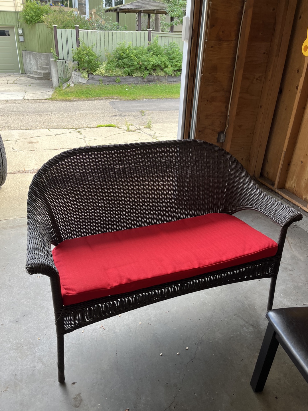 Wicker Loveseat Bench - Brown New, used for staging