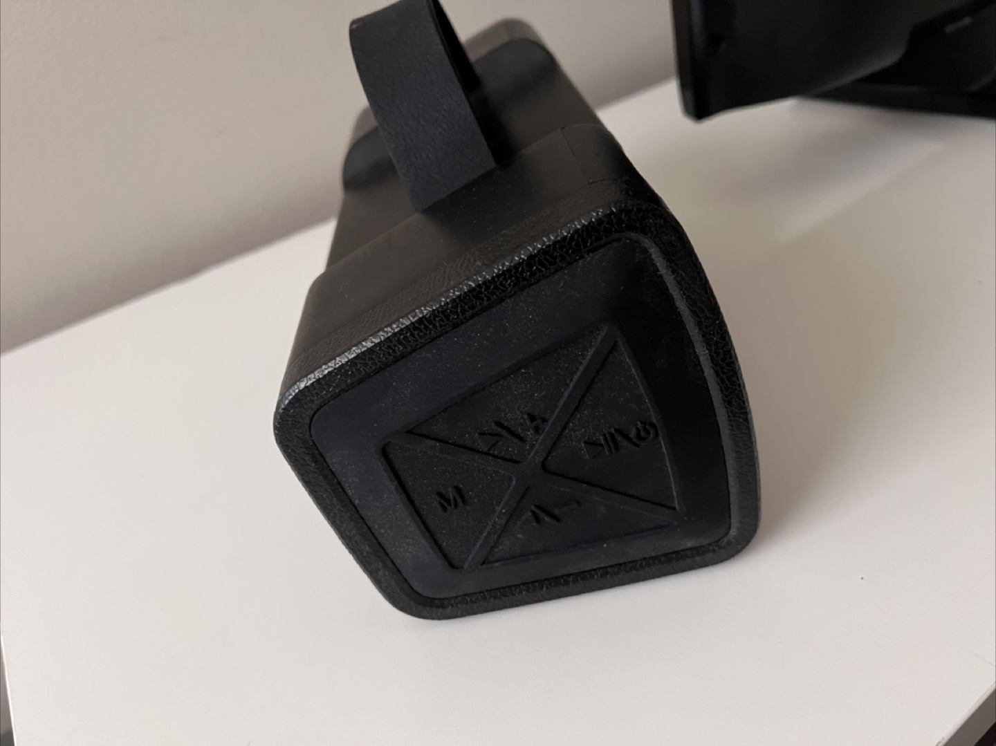 Oraolo Portable Bluetooth Speaker - Black - photo 3