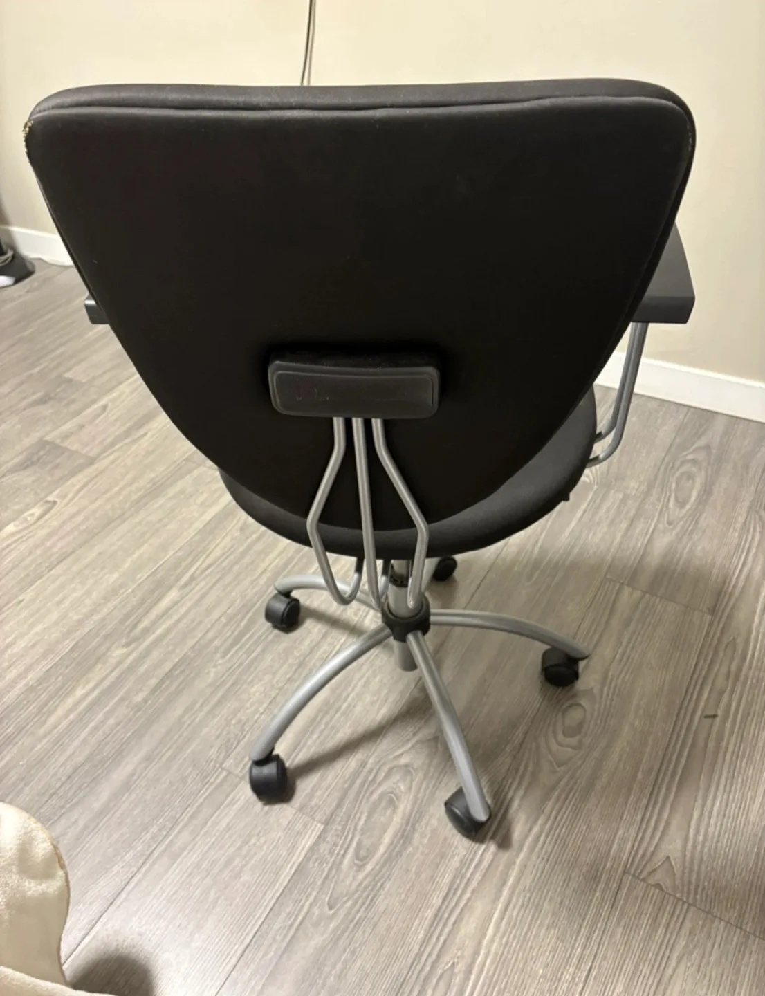 Black Office Chair image indicator(3)