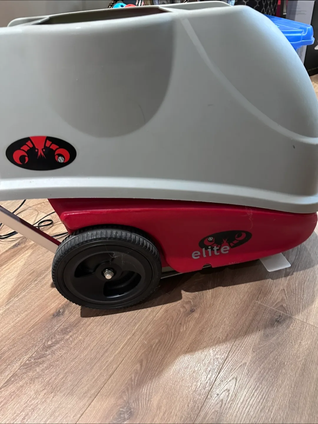 Lobster Elite Tennis Ball Machine image indicator(7)