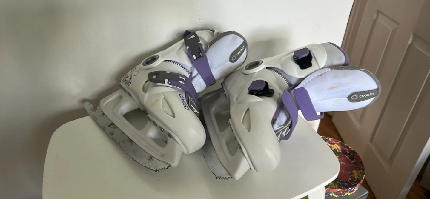 Decathlon Oxelo Kids Ice Skates - Size US 12.5C thumbnail
