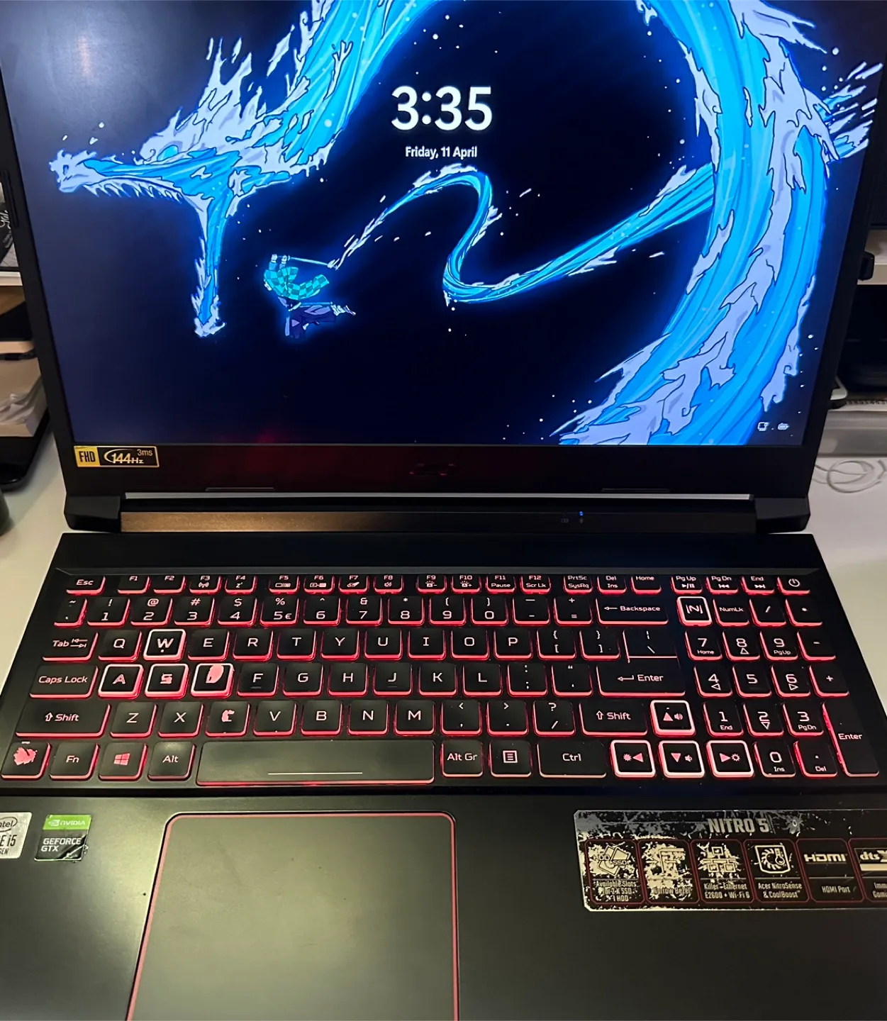 Acer Nitro 5 Gaming Laptop, with accessories included thumbnail