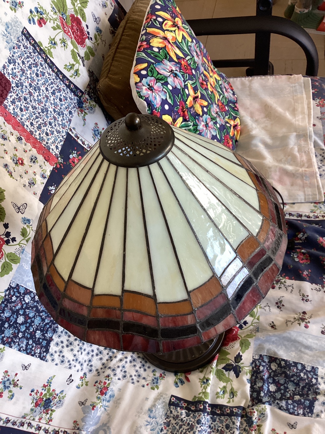 Vintage Stained Glass Table Lamp - photo 2