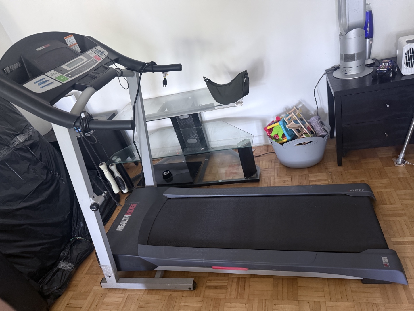 HealthRider Treadmill - photo 2