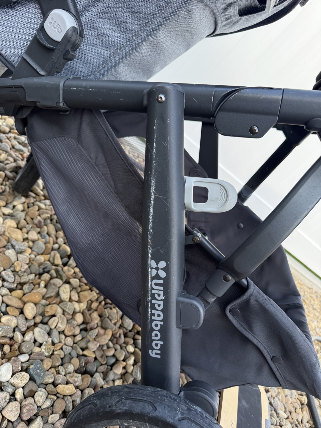 UPPAbaby Vista Stroller Includes RumbleSeat and Piggyback board - photo 4