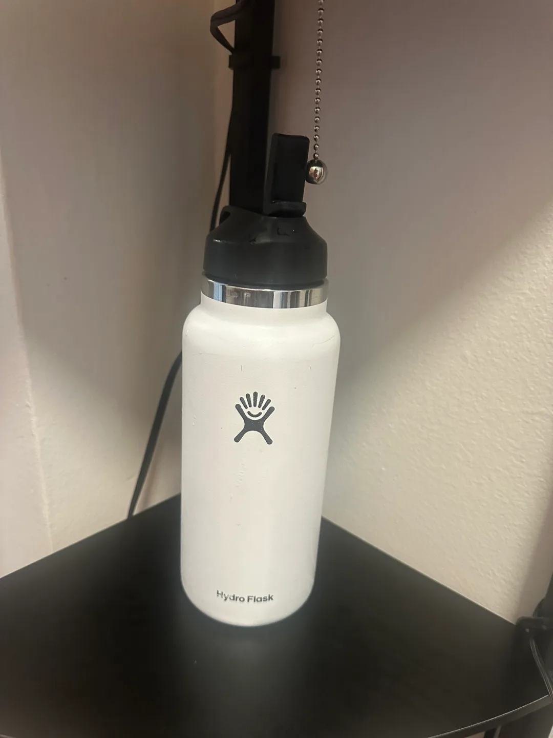 Hydro Flask White Water Bottle thumbnail