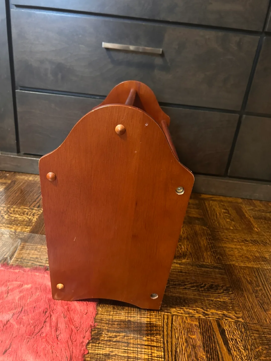 Wooden Magazine Rack image indicator(6)