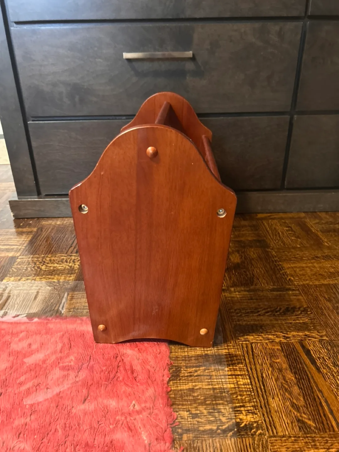 Wooden Magazine Rack image indicator(7)