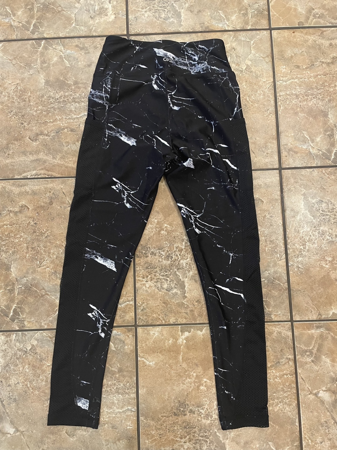 Infinite Performance Marble Print Leggings - photo 2