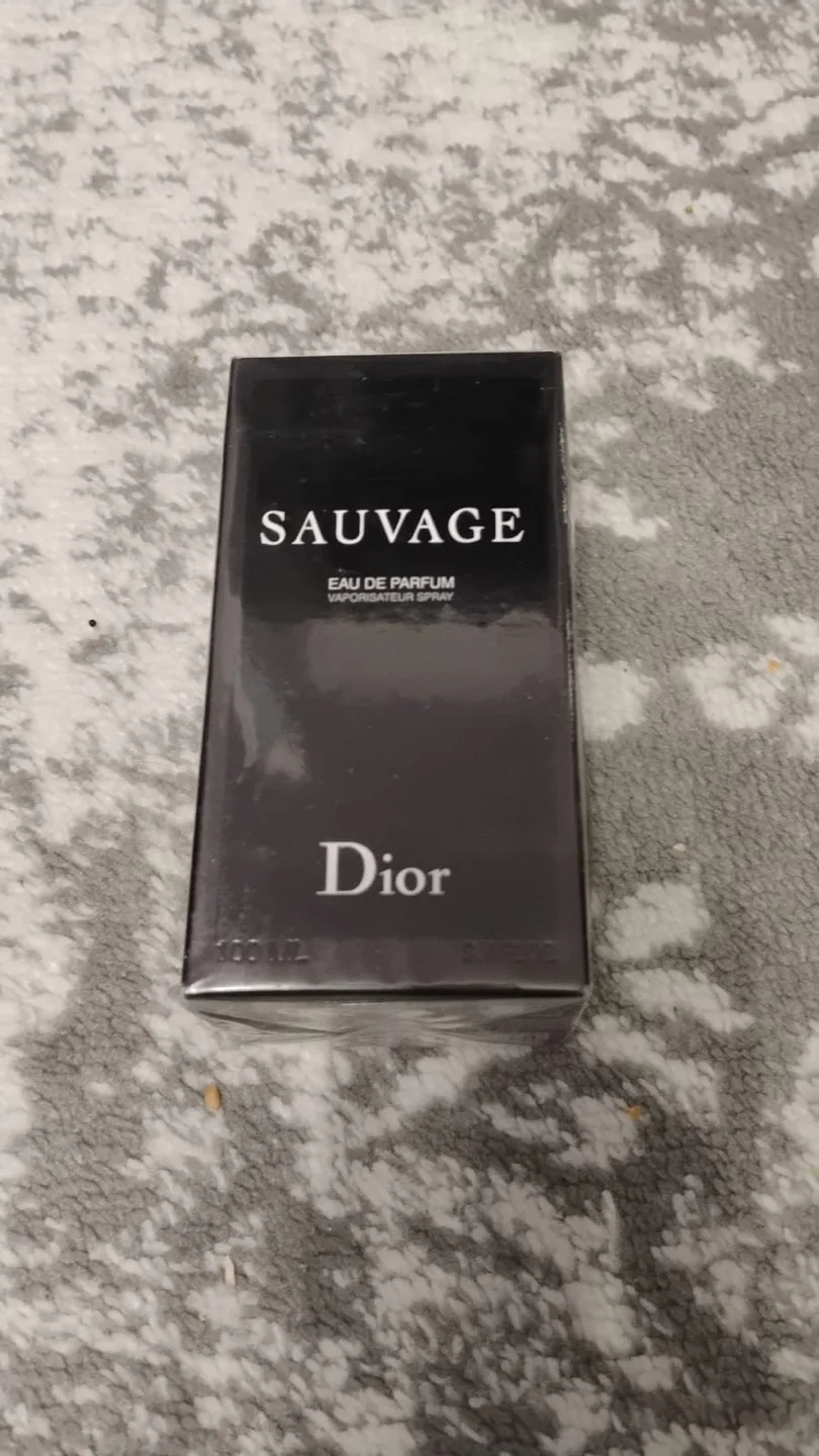 New Dior Sauvage Eau de Parfum 100ml image indicator(4)