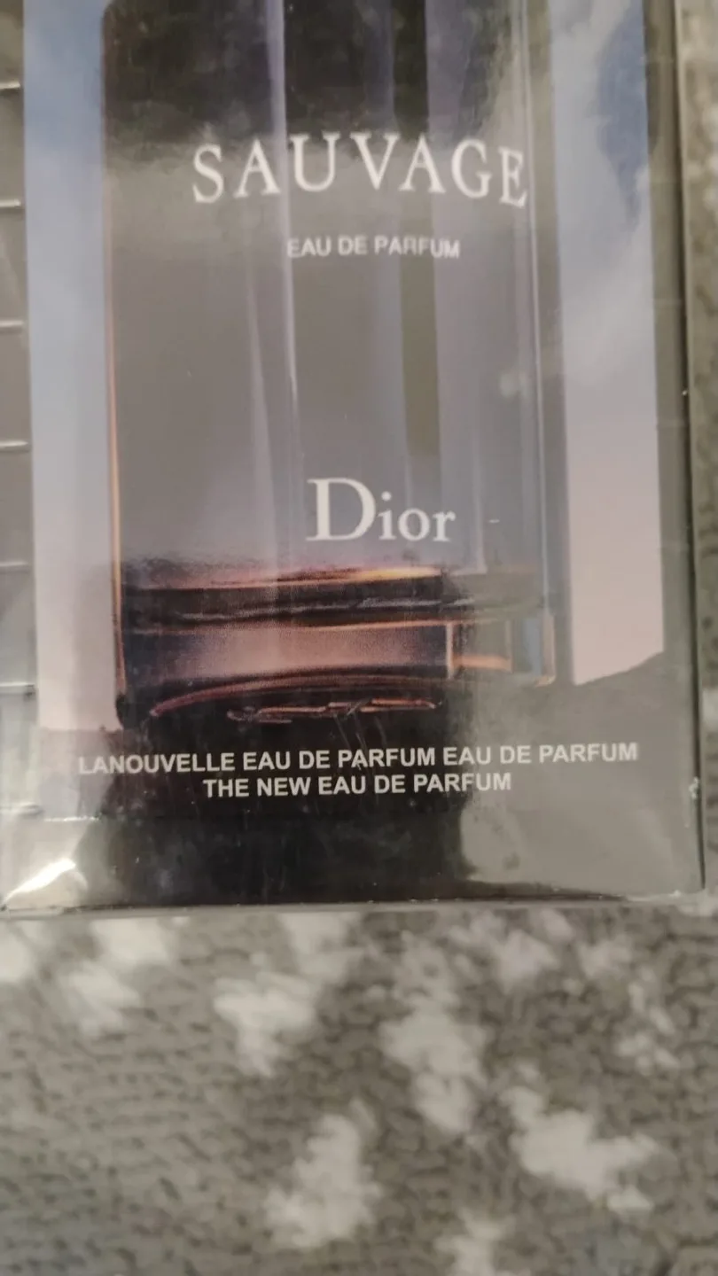 New Dior Sauvage Eau de Parfum 100ml image indicator(2)