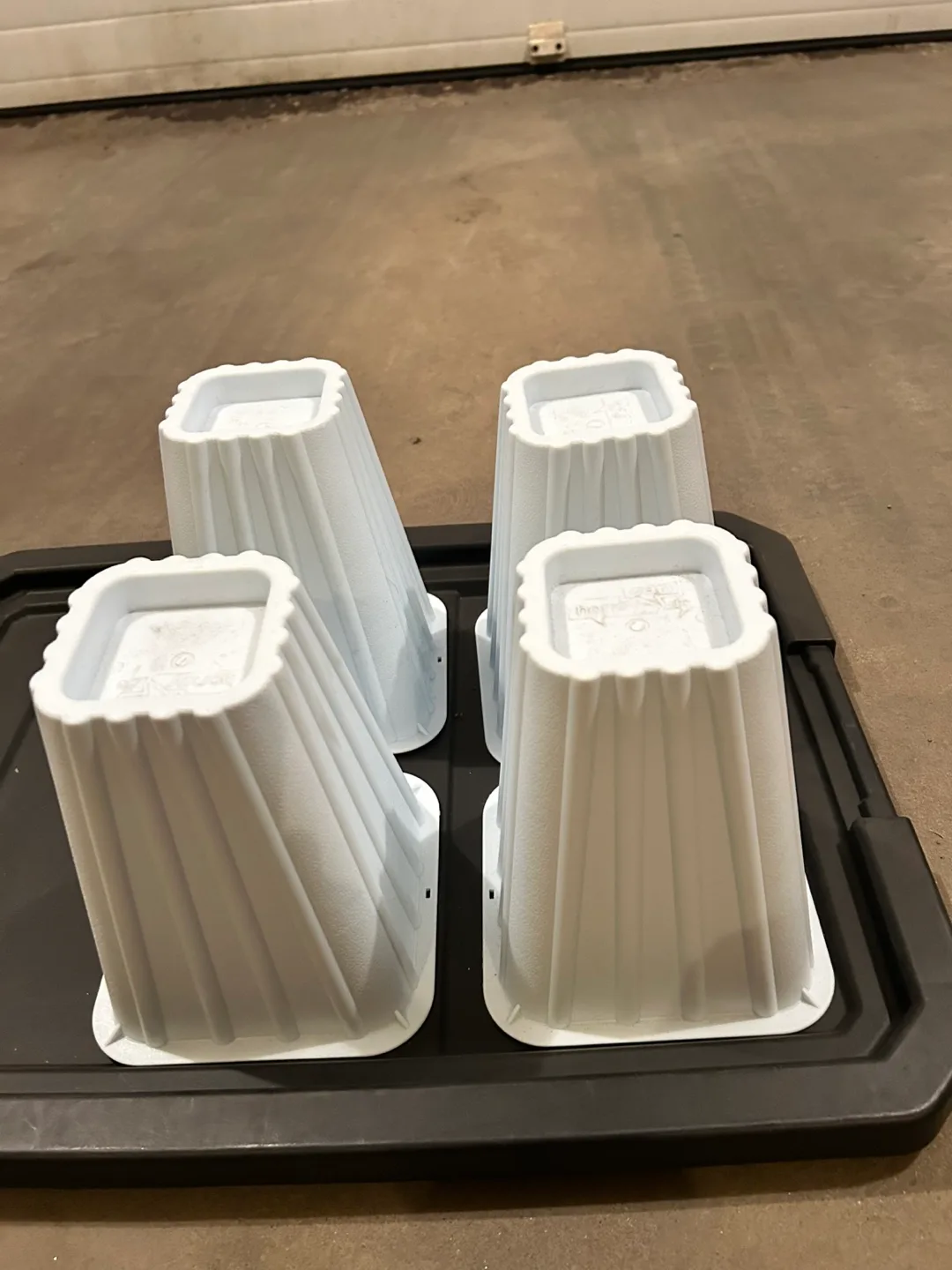 Bed / table Risers - Set of 4 thumbnail