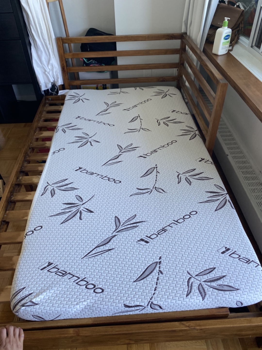 Extendable Wood Bed Frame + 2 4 inches bamboo bed mattress - photo 3