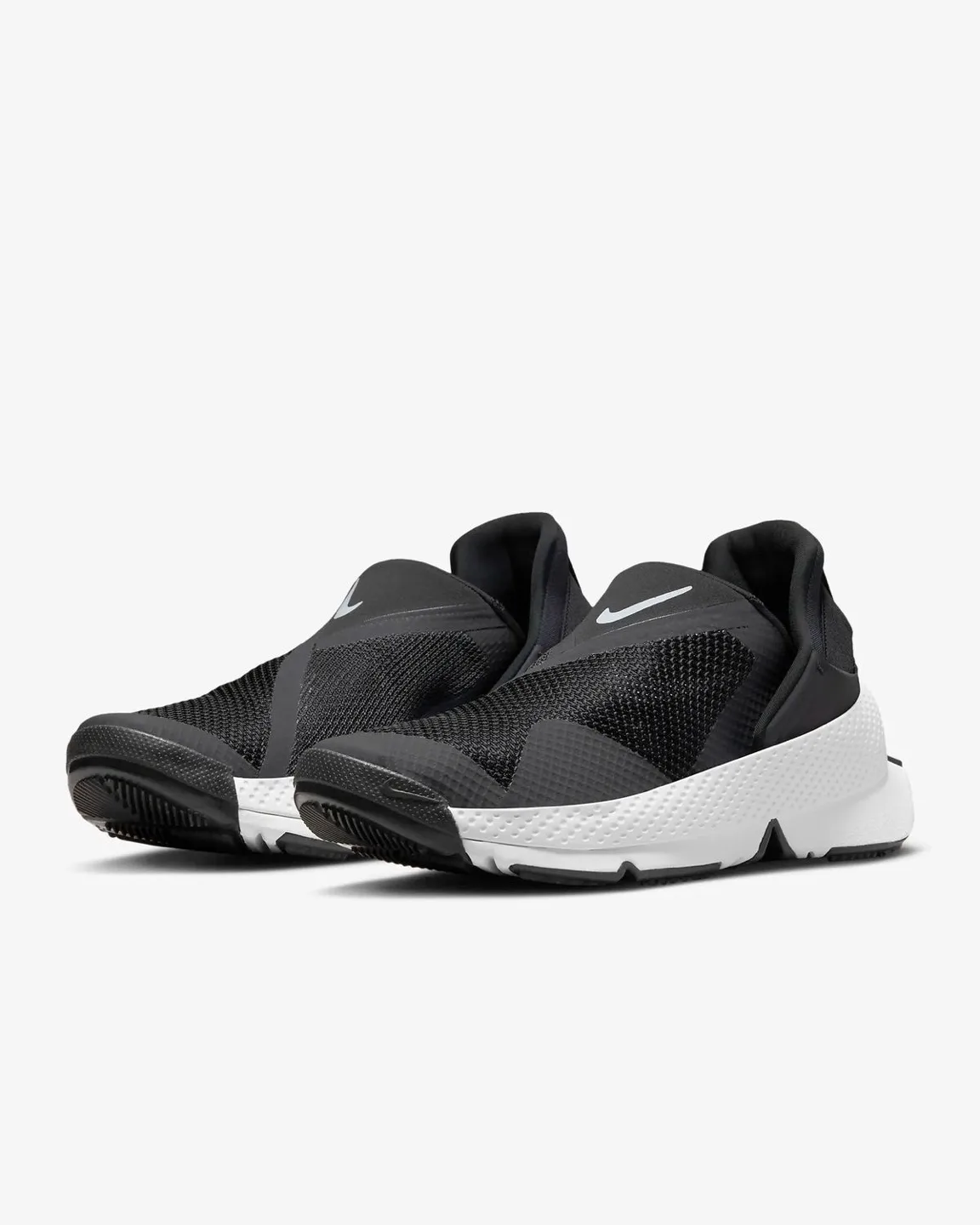 Nike Go FlyEase Black/White Sneakers thumbnail