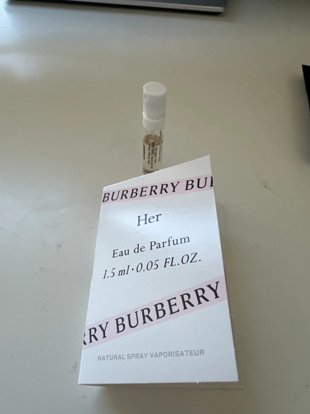 Burberry Her Eau de Parfum - 1.5ml Sample thumbnail
