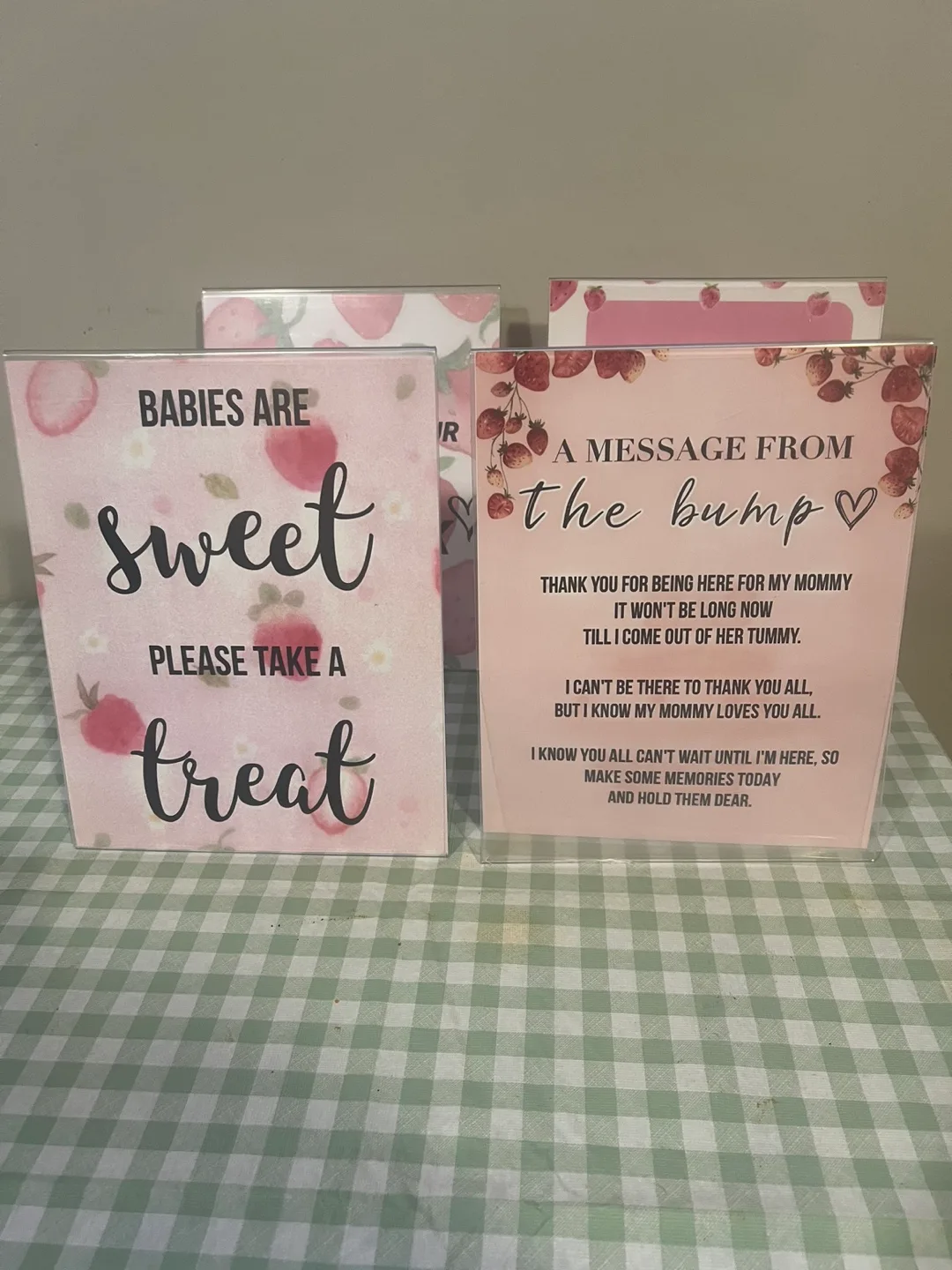 Baby Shower Table Signs thumbnail
