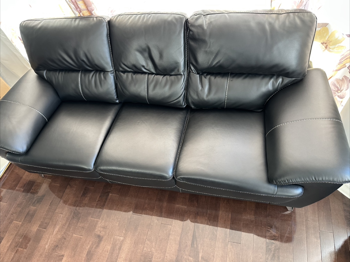 Black imitation Leather Sofa - photo 4