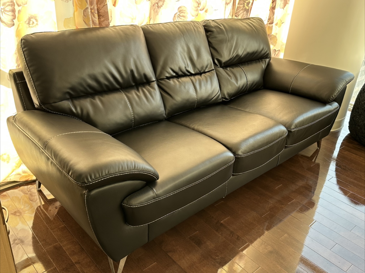 Black imitation Leather Sofa