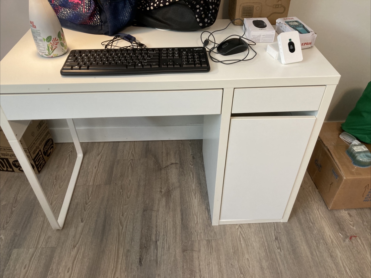 Household Items  and White Computer for Sale all 40$ or 5 - 20