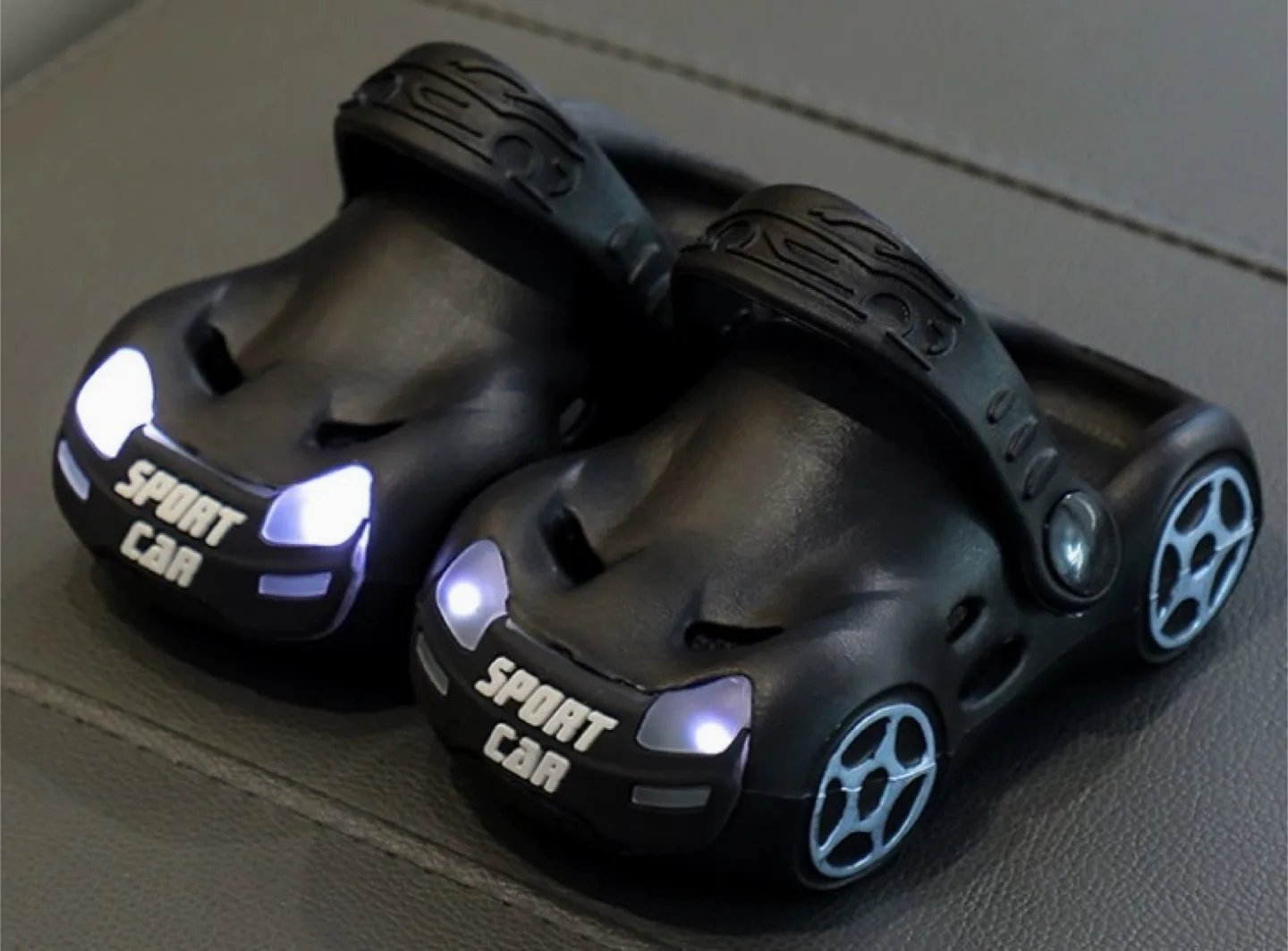 Cute Kids' Character Clogs - Size 6-7 Toddler image indicator(2)