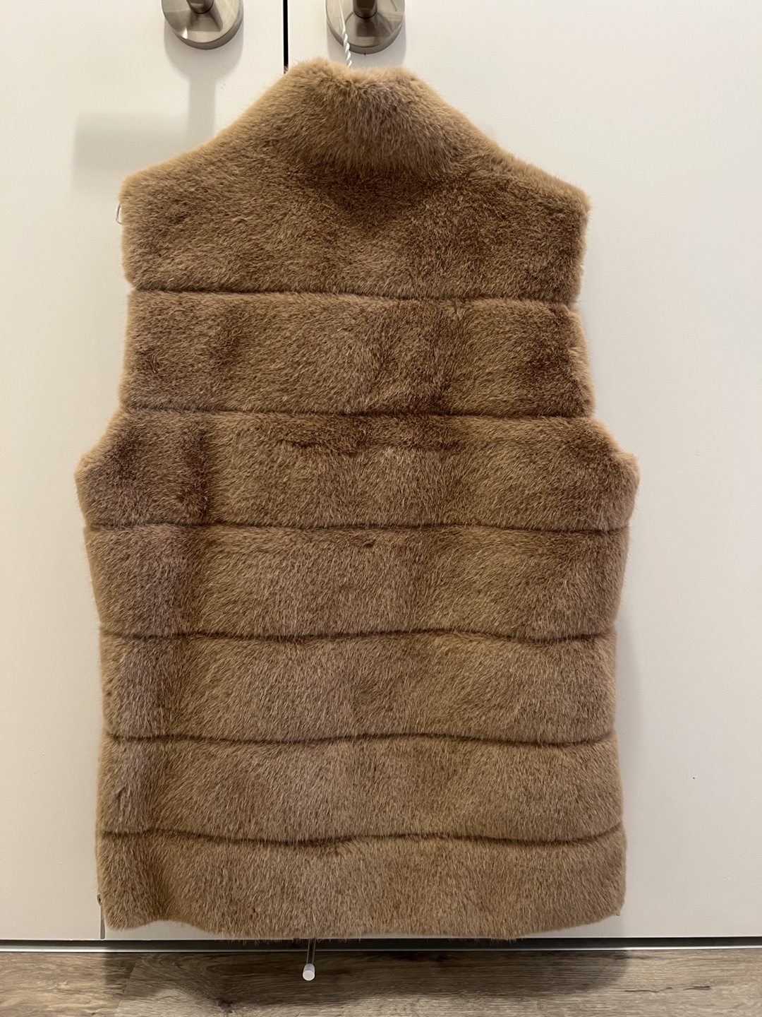 Michael Kors Faux Fur Vest - Size M - photo 3