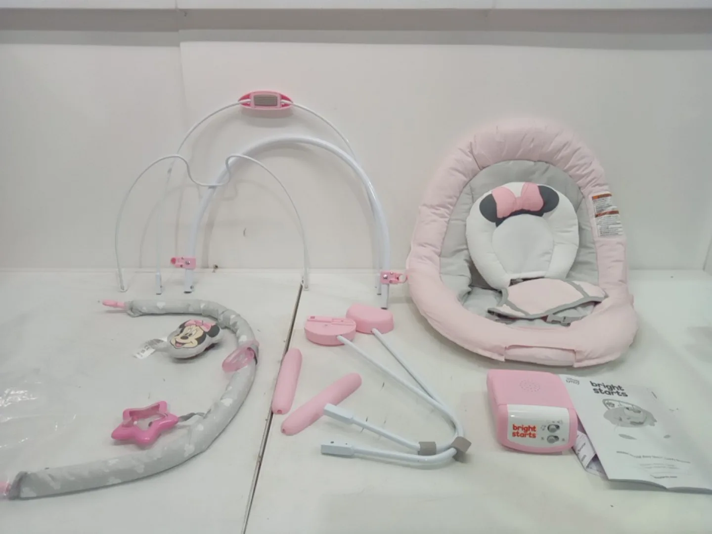 Disney Baby Minnie Mouse Rosy Skies Comfy Baby Bouncer image indicator(5)