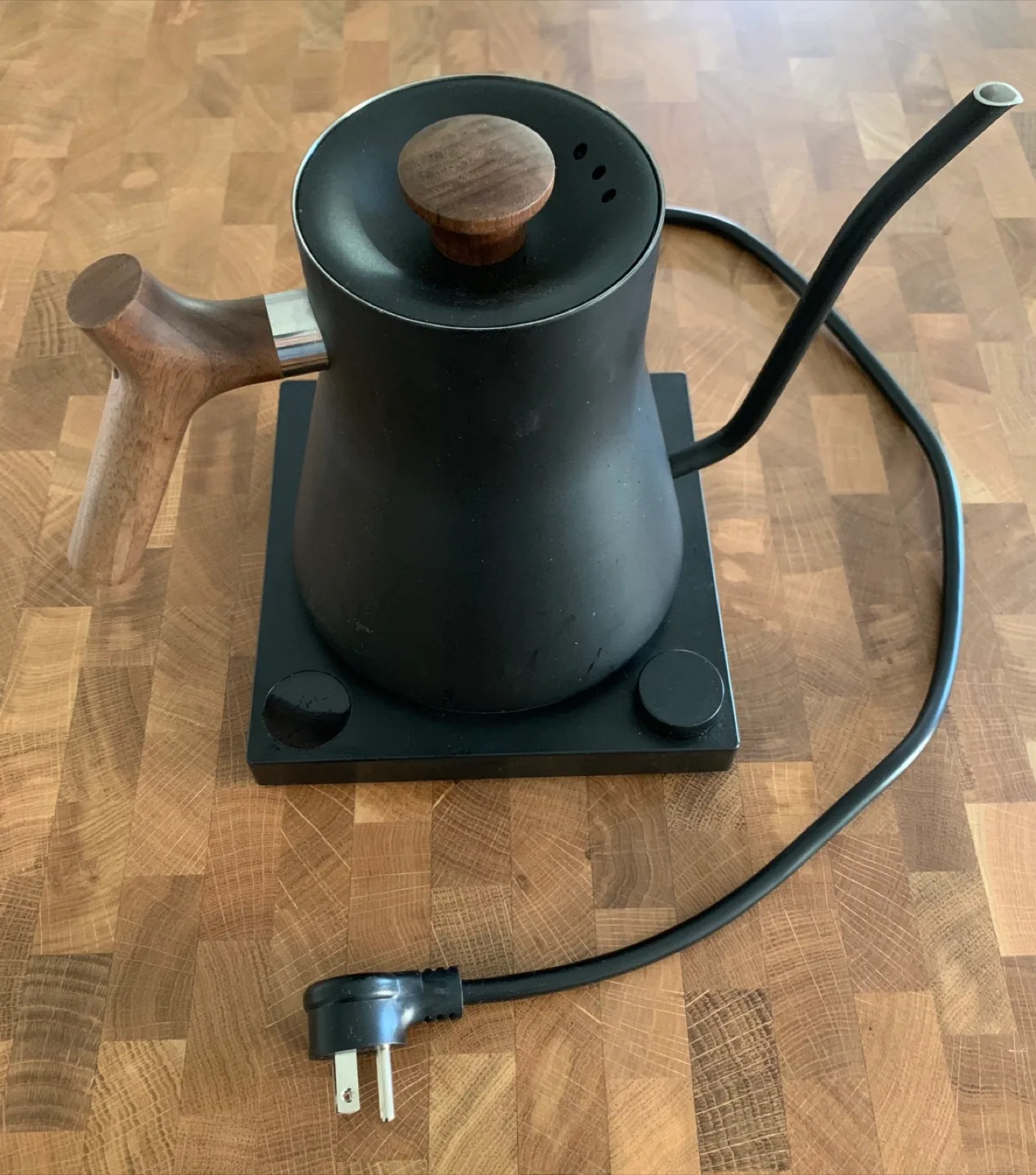 Fellow Stagg EKG Electric Kettle thumbnail