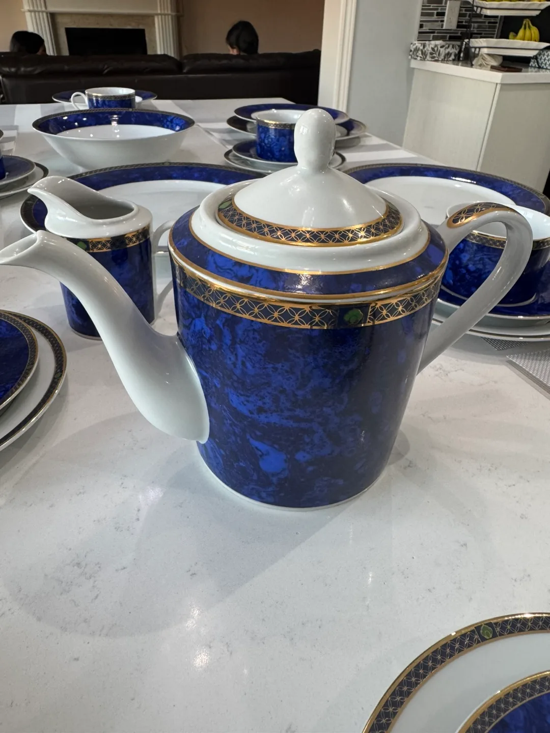 Blue & Gold Dinnerware Set image indicator(6)