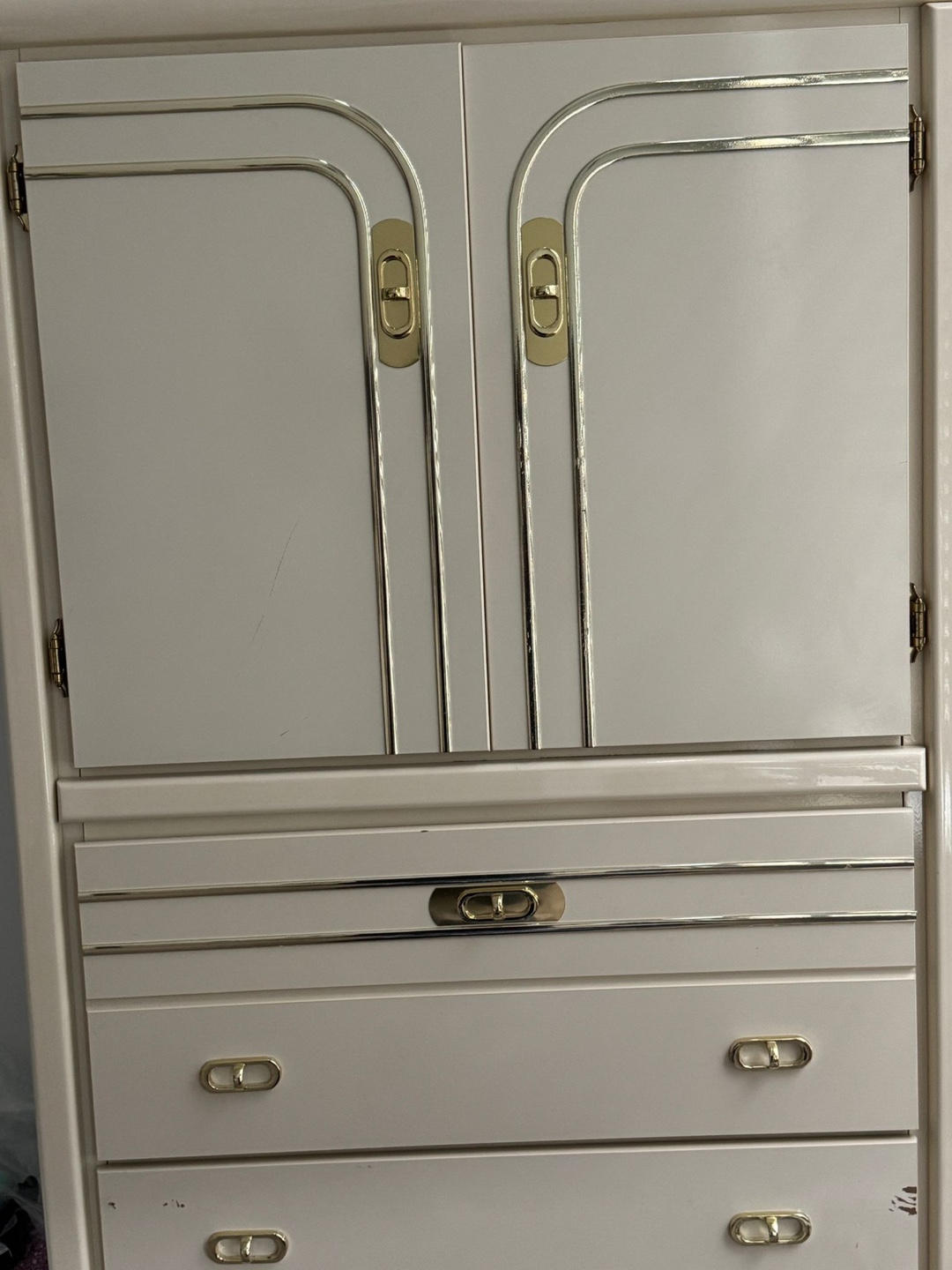 Vintage Bedroom Set - Dresser, Nightstands, Armoire - photo 3