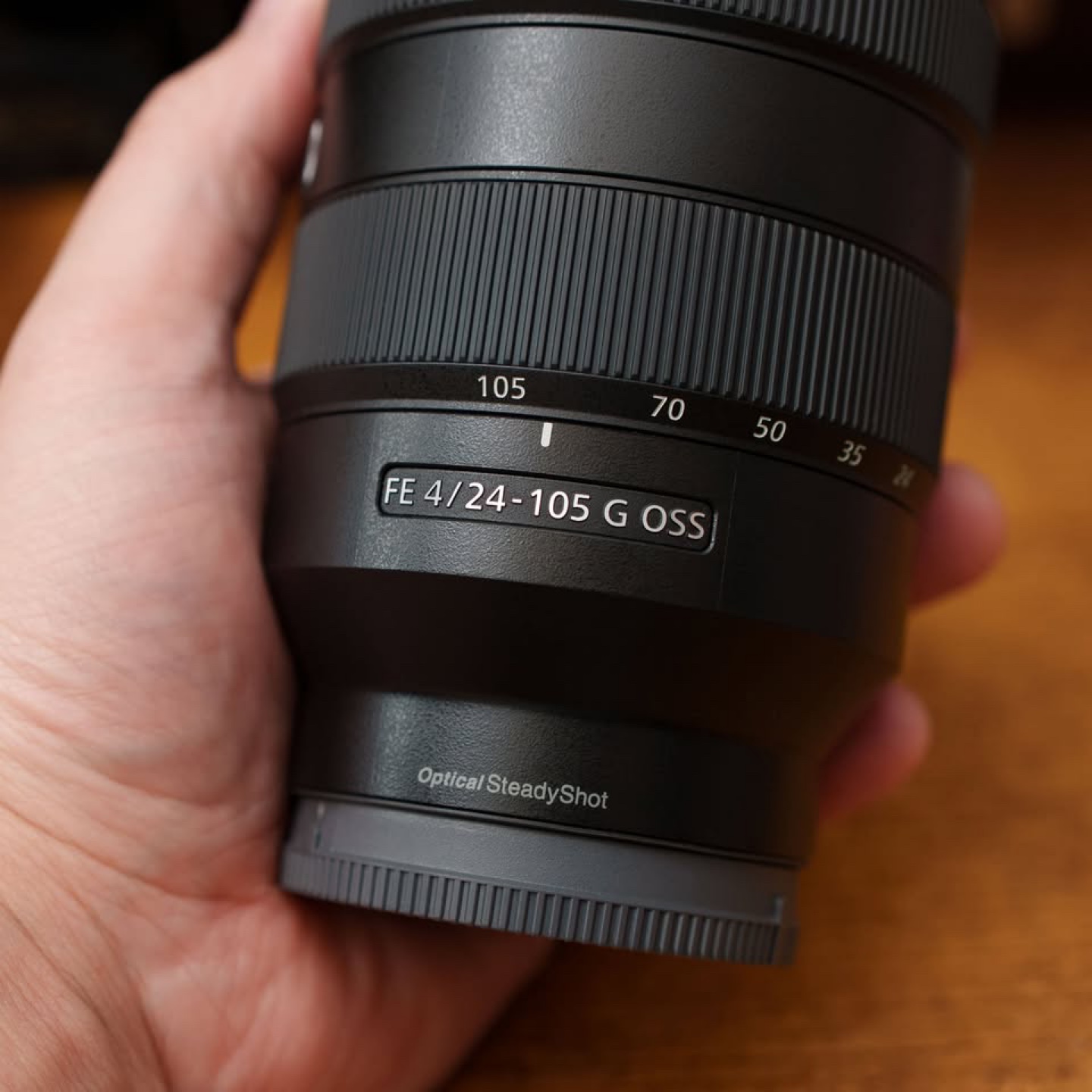 Sony FE 24-105mm f/4 G OSS Lens - Like New Condition