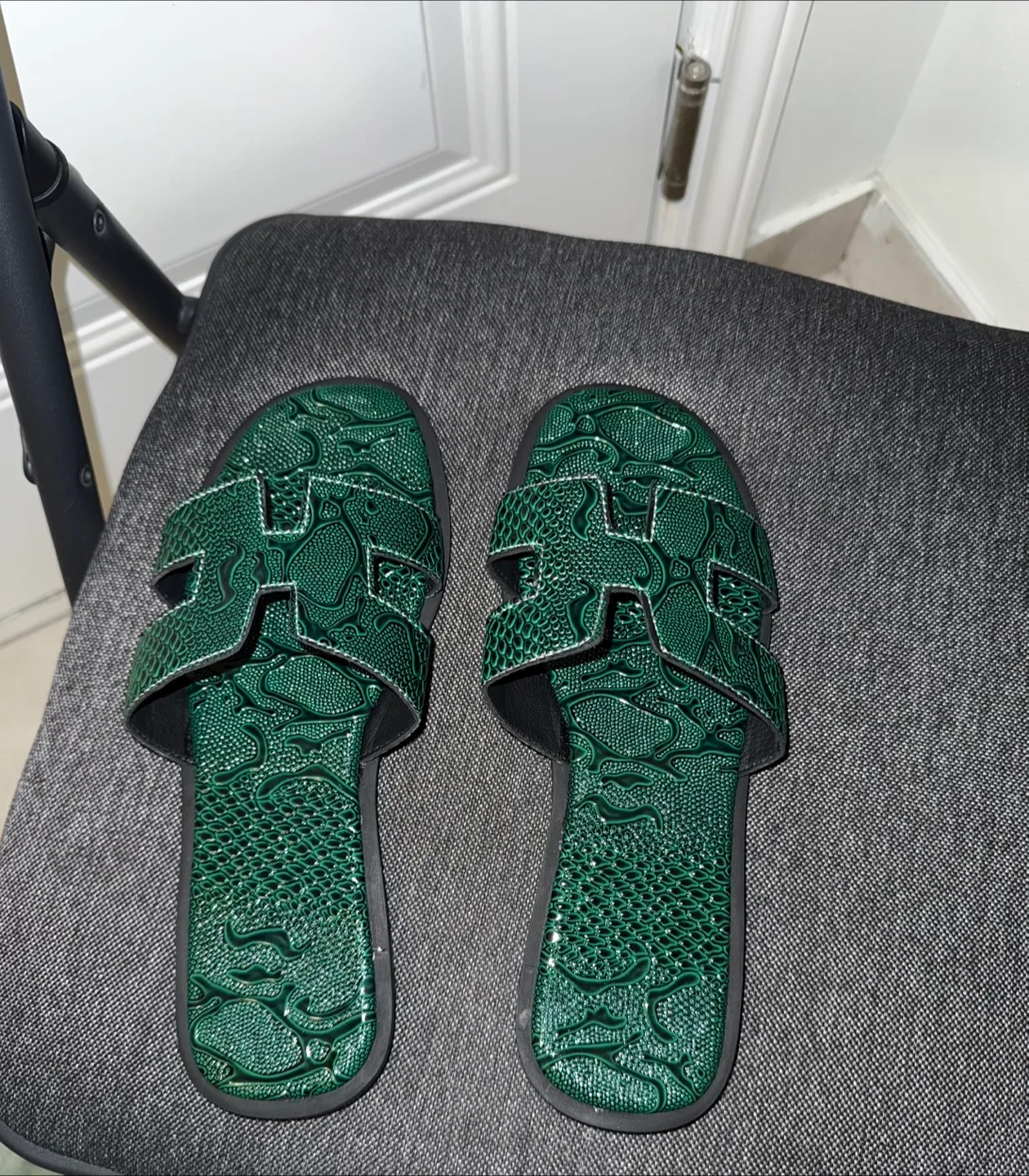 Green Patterned Sandals image indicator(2)