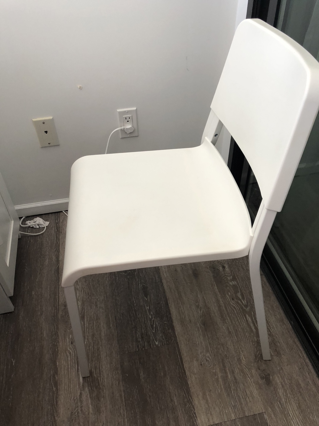 IKEA Teodores White Chair - photo 3