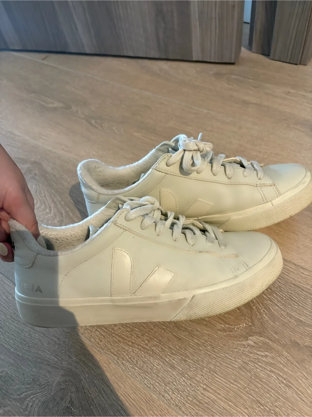 Veja Esplar Leather Sneakers - Size 7 image indicator(4)